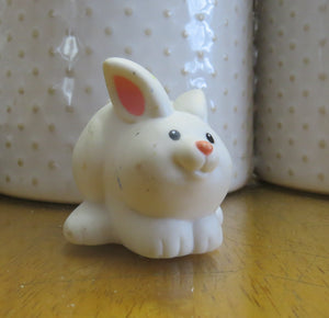 2001 Fisher Price Little People - bunny, rabbit