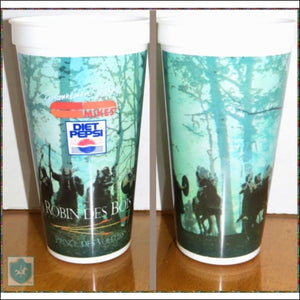 1991 MIKES - ROBIN DES BOIS - ROBIN HOOD- pvc 6'' tall - thin tumbler / drinking glass / cup - Toffey's Treasure Chest