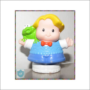 2005 Fisher Price Little People - blond boy w frog - Toffey's Treasure Chest