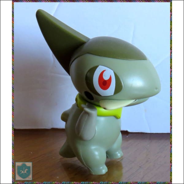 2012 McDonalds - POKEMON - happy meal toy - AXEW - FF TOY