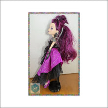 2014 Monster High - Ever After High - Raven Queen - Good Condition - Dolls
