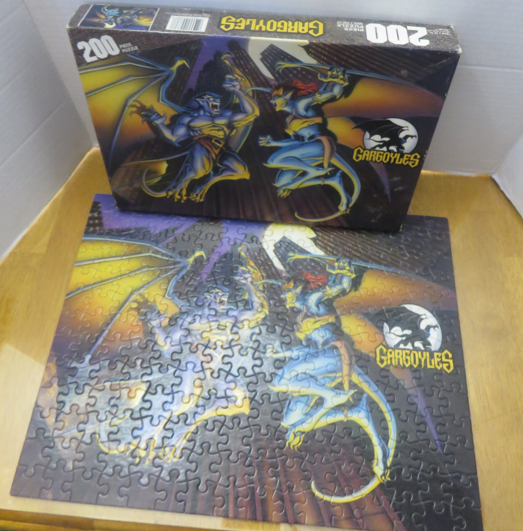 DISNEY Puzzle GARGOYLES - 200 PCS - complete w box