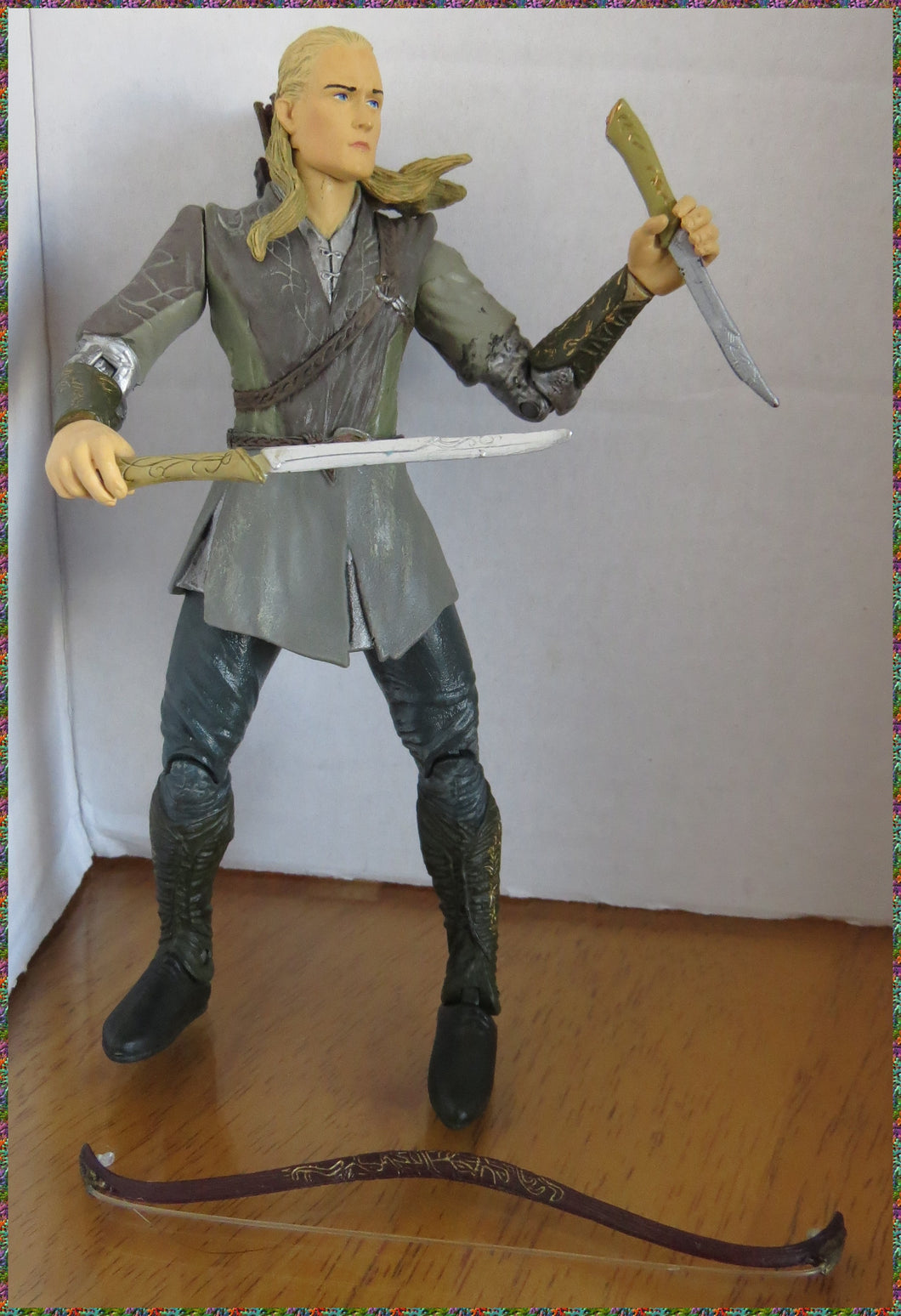 2001 LORD OF THE RING - LOTR - LEGOLAS w accessories