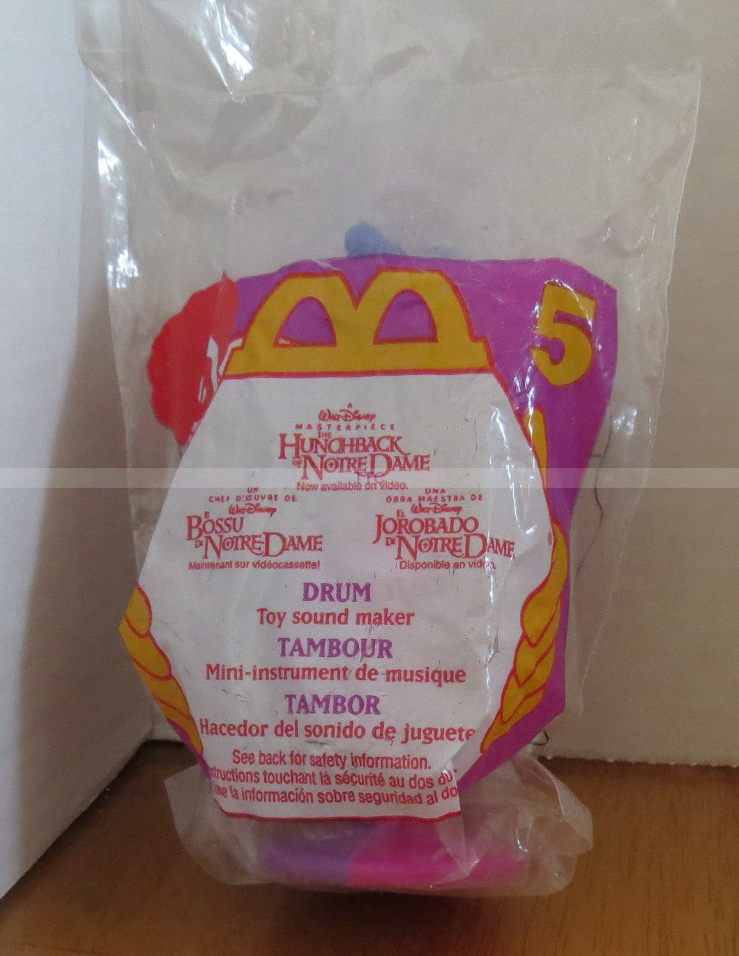 2002 Disney McDonalds - HUNCHBACK of NOTRE-DAME - Happy meals toy MIP - No 5