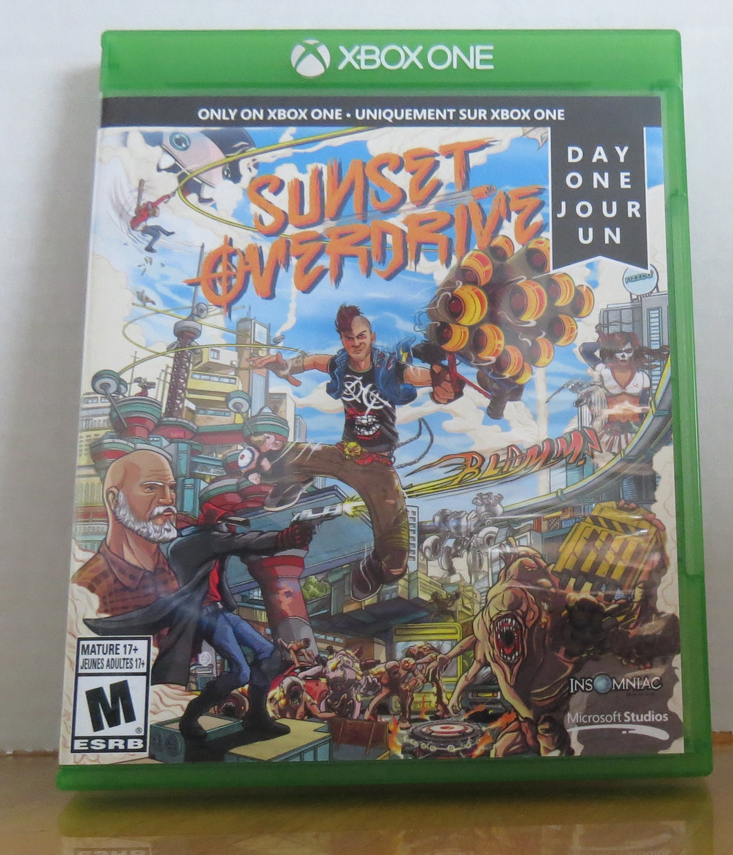 XBOX ONE  SUNSET OVERDRIVE- good recycled condition / recyclé