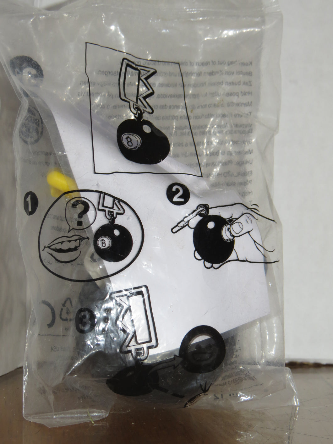 2012 Burger King - BALL 8 - happy meal MIP unopened
