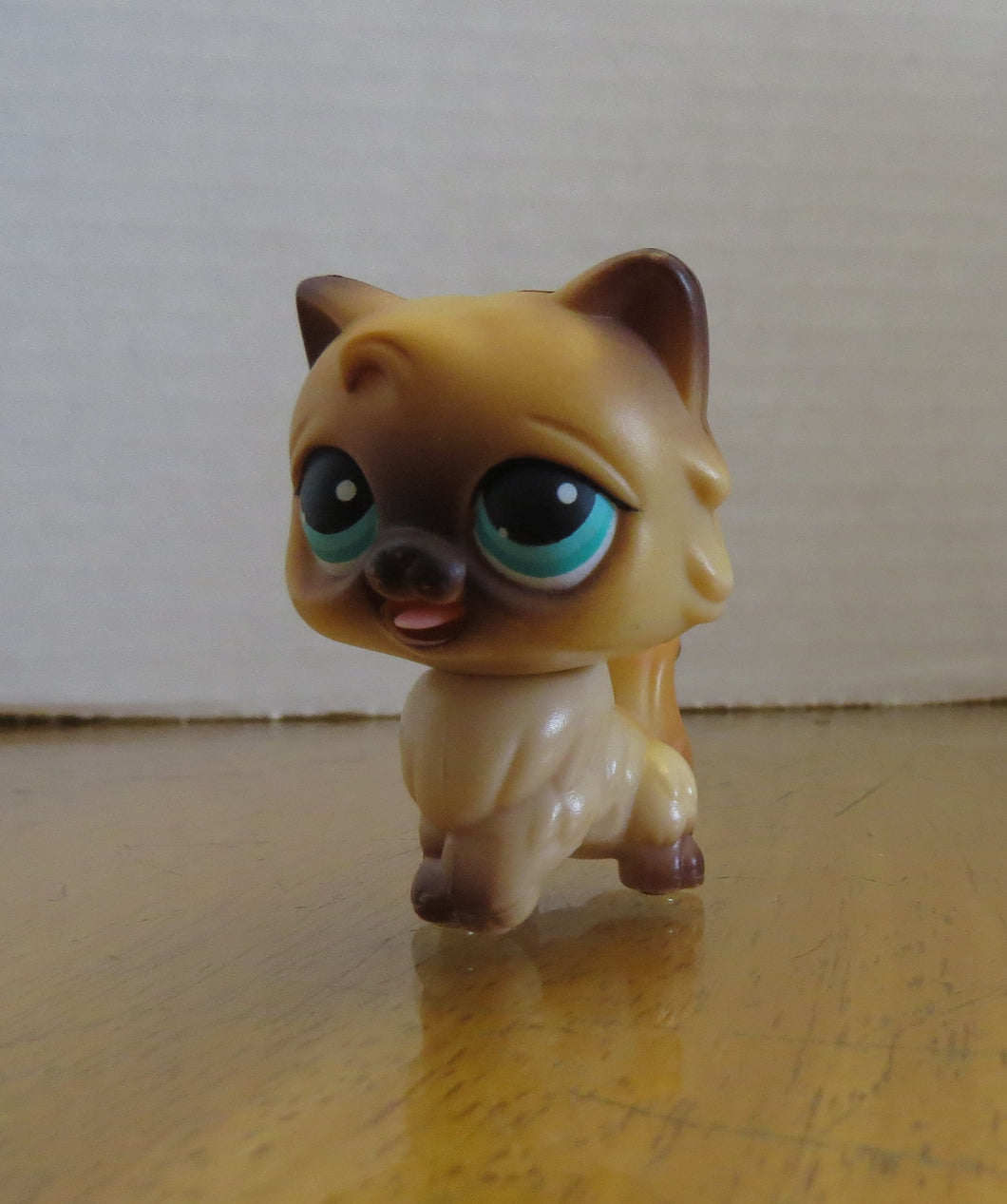 2005  LPS - LITTLEST PET SHOP - CAT / aqua eyes / tongue moves, hard plastic