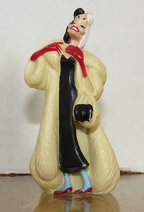 Disney - 101 Dalmatians pvc CRUELLA figurine 2.5''