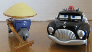 Disney Pixar - CARS -  metal toy - LOT (2)