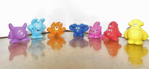 Kinder Surprise - ALIEN (eraser type material)  - figurine lot A