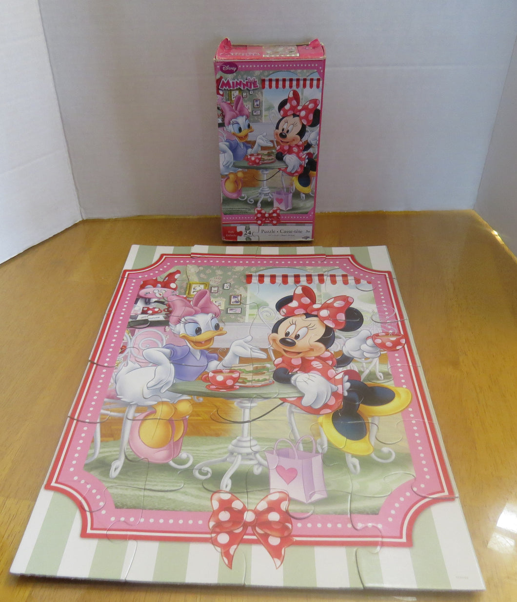 Puzzle Disney - WINNIE & DAISY - 24 pcs - complete w box