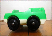 Vintage FISHER PRICE Little People - GREEN  Car