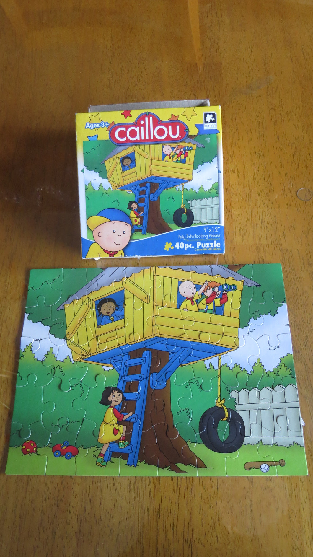 Puzzle CAILLOU - 24 pcs - complete w box