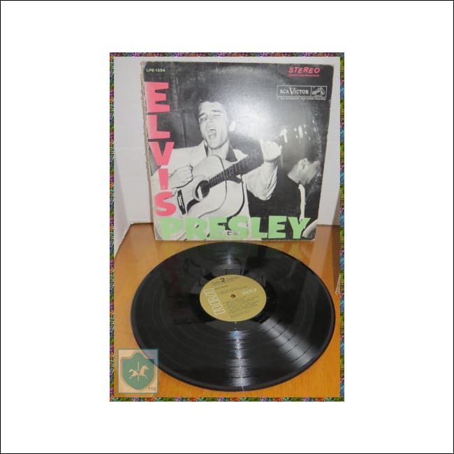 Elvis Prestley Record 33 Rpm - Works Well! Rca Canada - Music