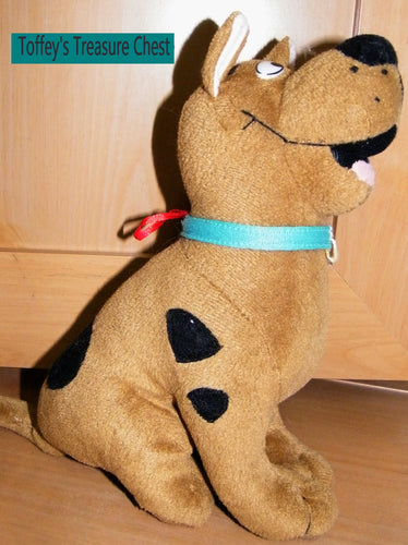 SCOOBY-DOO 12'' sitted plush / doll