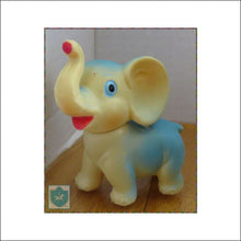 Vintage - Pouet Pouet / Squeaky Toy - Elephant - 4 Tall - Made In Japan - Figurine Vintage